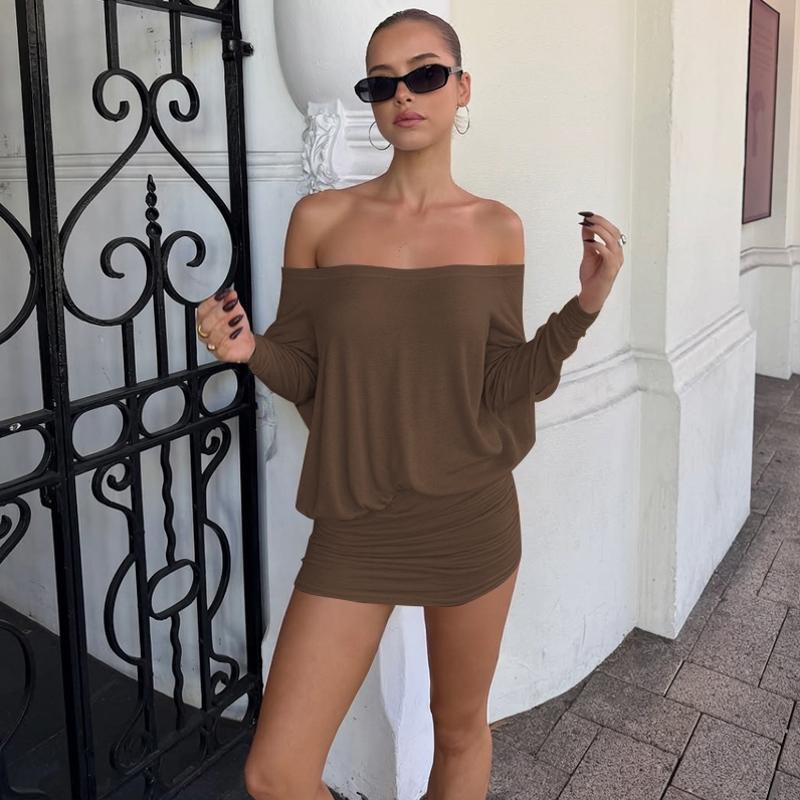 The Soleil Off-Shoulder — Mocha